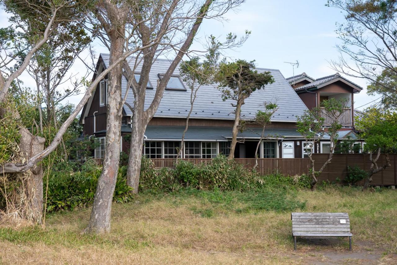 葉山町 一色海岸の家ヴィラ エクステリア 写真